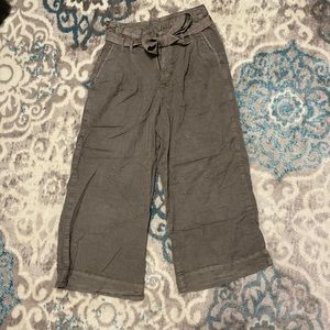 AE Capri flare pants
